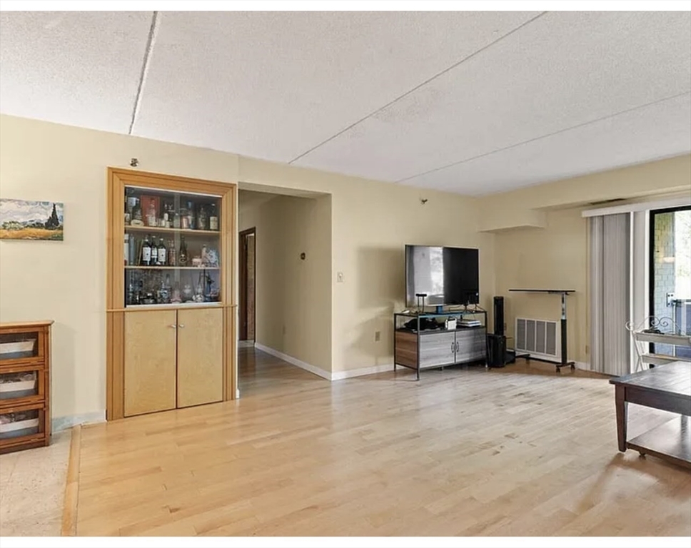 2 bed, 2 bath apartment for rent at 2500 Mystic Valley Pkwy Unit 507, Medford — photo 22 of 29