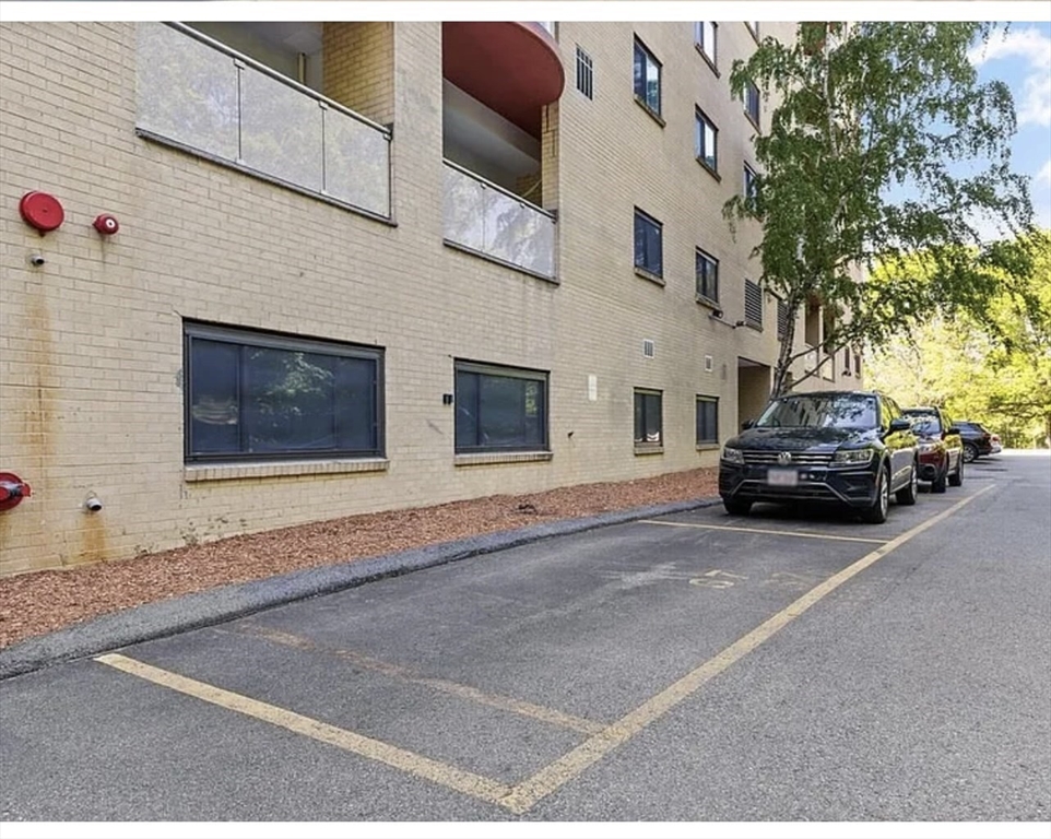 2 bed, 2 bath apartment for rent at 2500 Mystic Valley Pkwy Unit 507, Medford — photo 3 of 29