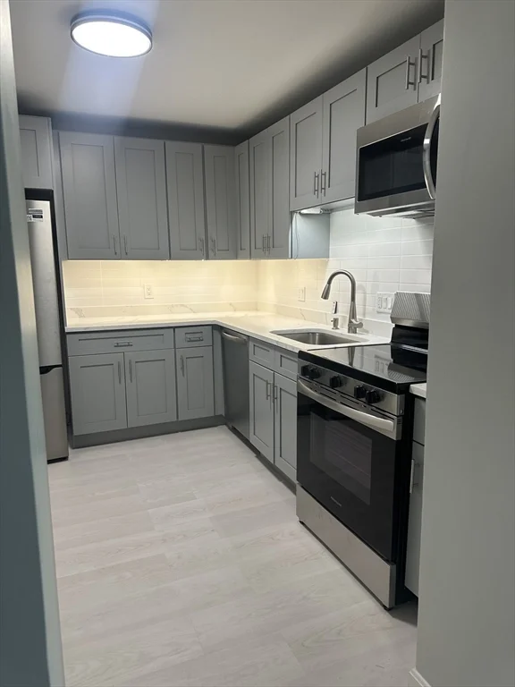 2 bed, 2 bath apartment for rent at 2500 Mystic Valley Unit 705, Medford — photo 9 of 30