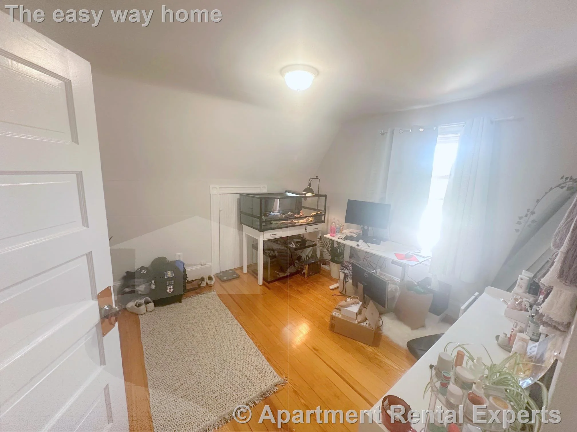 4 bed, 2 bath apartment for rent at 251-253 Arlington St Unit 2, Tufts — photo 13 of 22