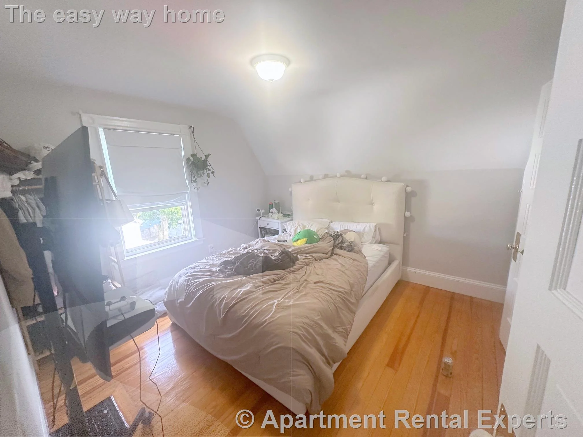 4 bed, 2 bath apartment for rent at 251-253 Arlington St Unit 2, Tufts — photo 11 of 22