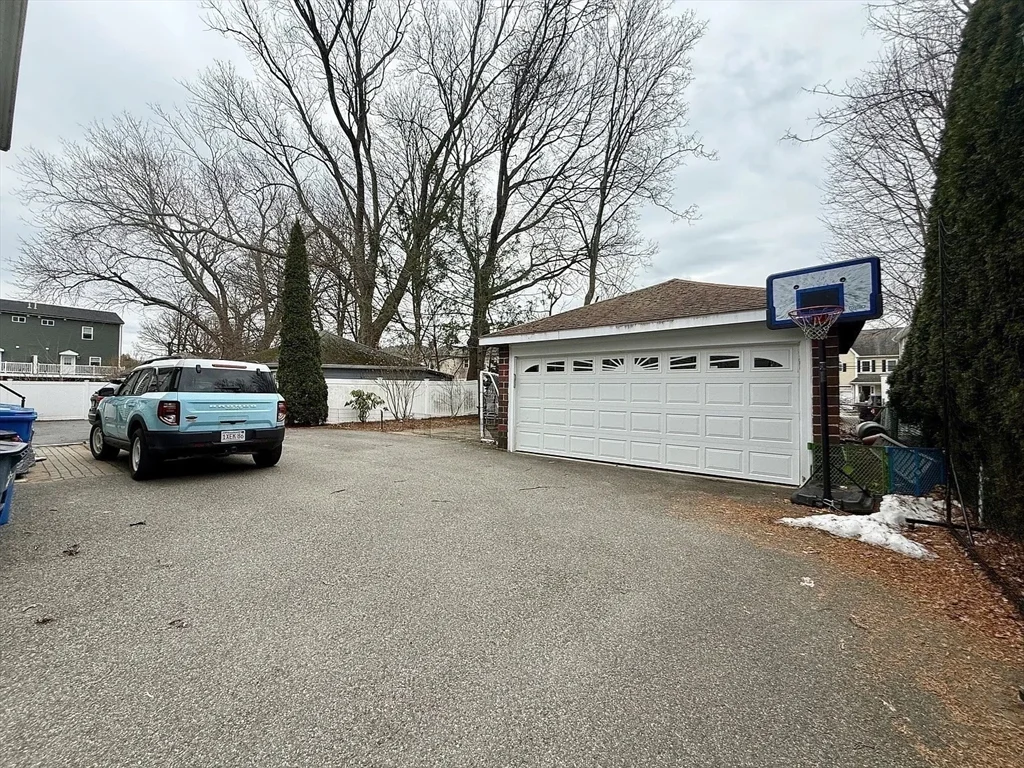 2 bed, 1 bath apartment for rent at 251 Brown St Unit 2, Waltham — photo 13 of 13