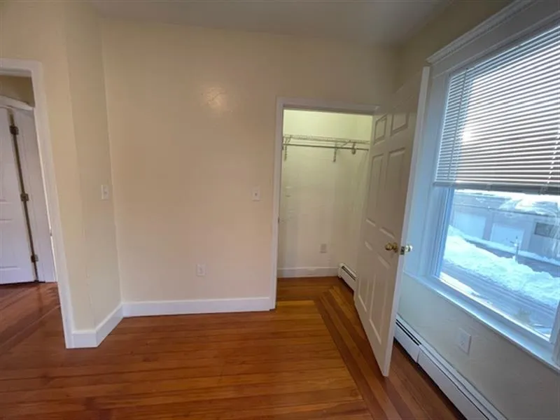 3 bed, 1 bath apartment for rent at 251 Central Ave Unit 2, Medford — photo 14 of 17
