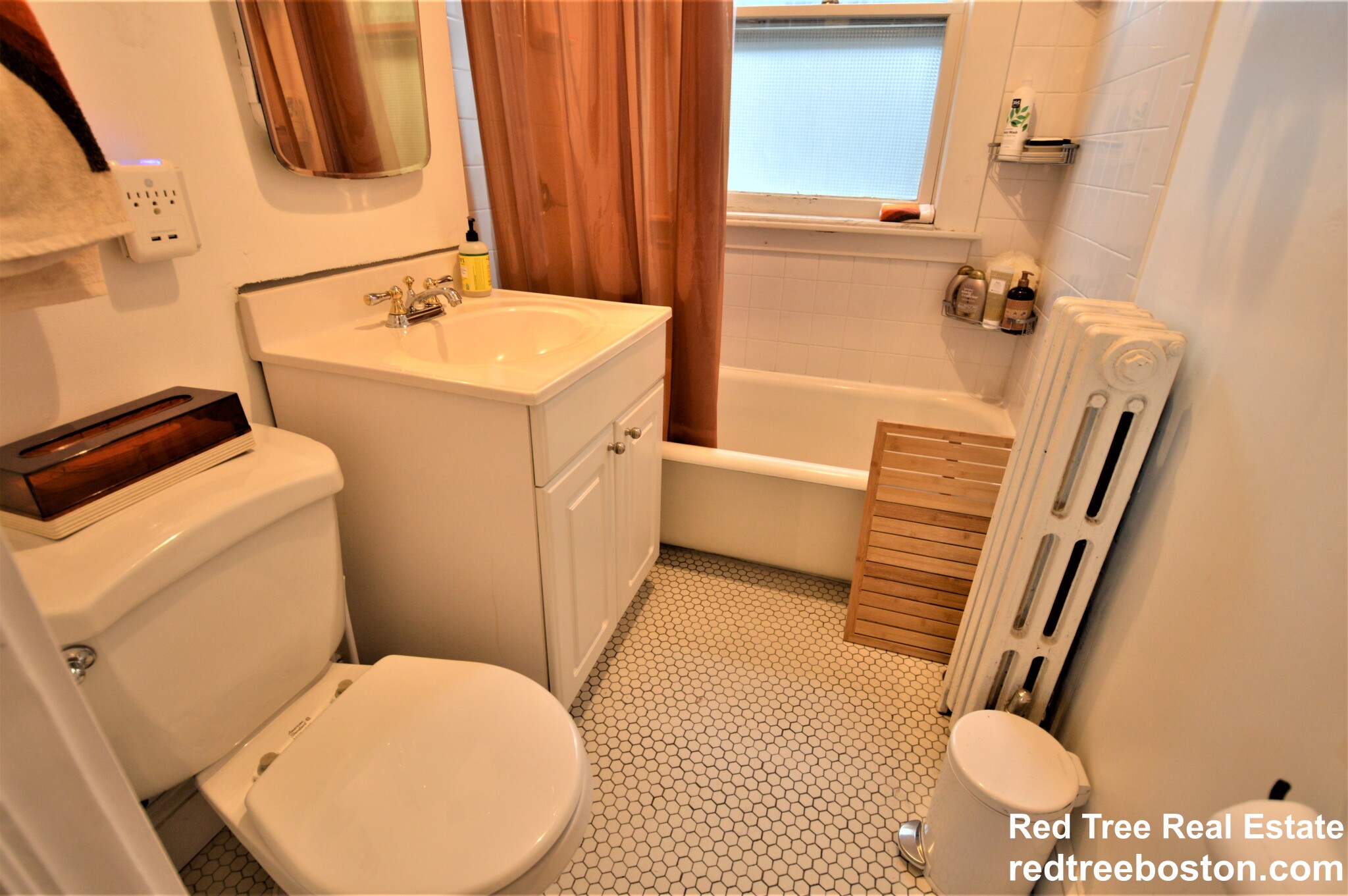 2 bed, 1 bath apartment for rent at 251 Chestnut Ave Unit 3, Jamaica Plain — photo 12 of 18