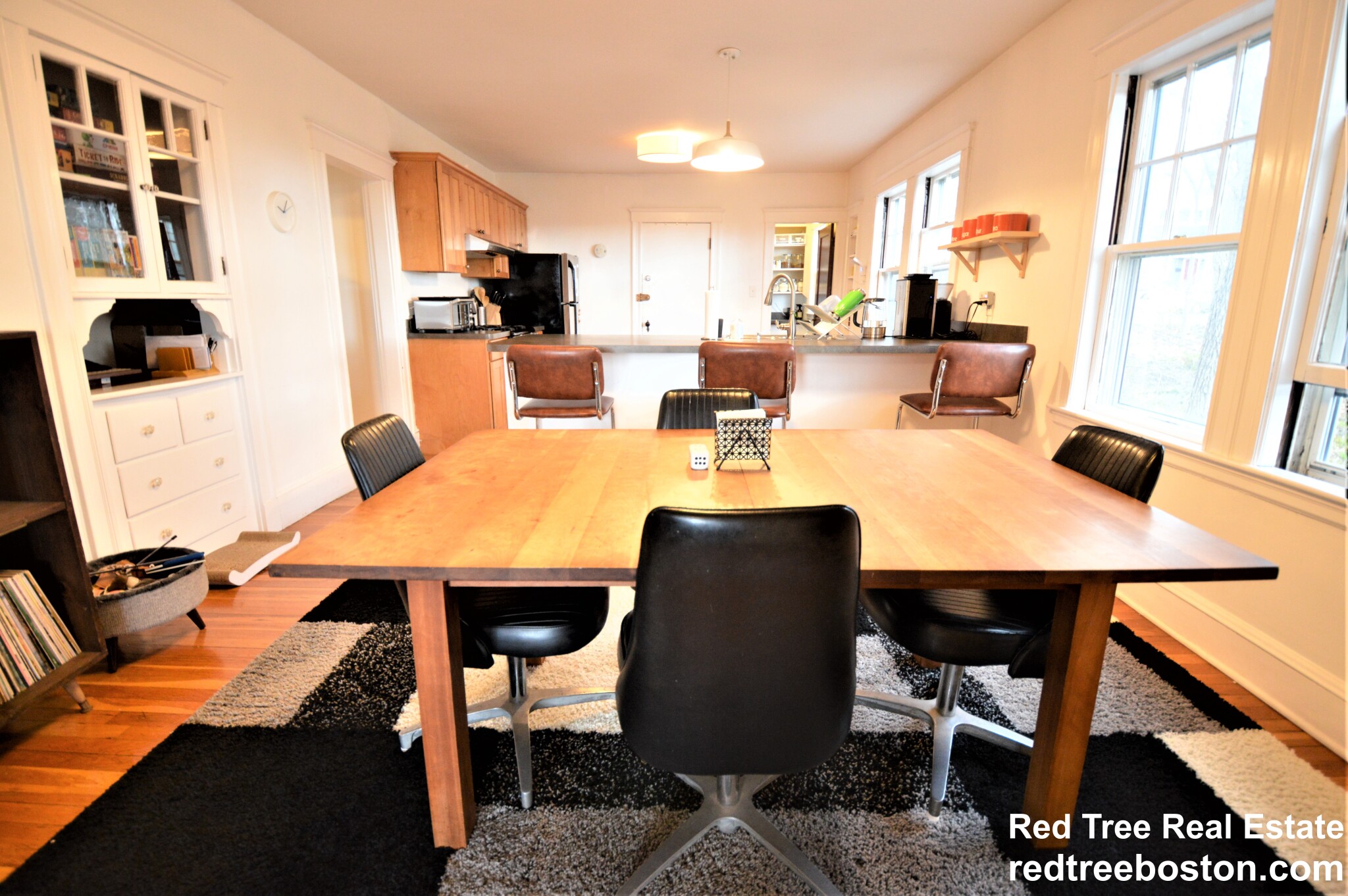 2 bed, 1 bath apartment for rent at 251 Chestnut Ave Unit 3, Jamaica Plain — photo 3 of 18