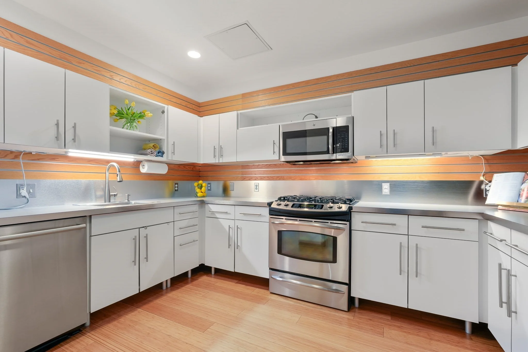 1 bed, 1 bath apartment for rent at 251 Heath St Unit 217, Mission Hill — photo 2 of 22