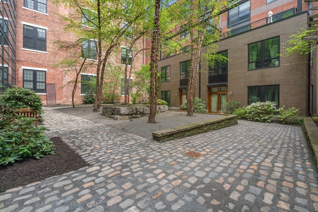 2 bed, 1 bath apartment for rent at 251 Heath St Unit 220, Jamaica Plain — photo 18 of 21