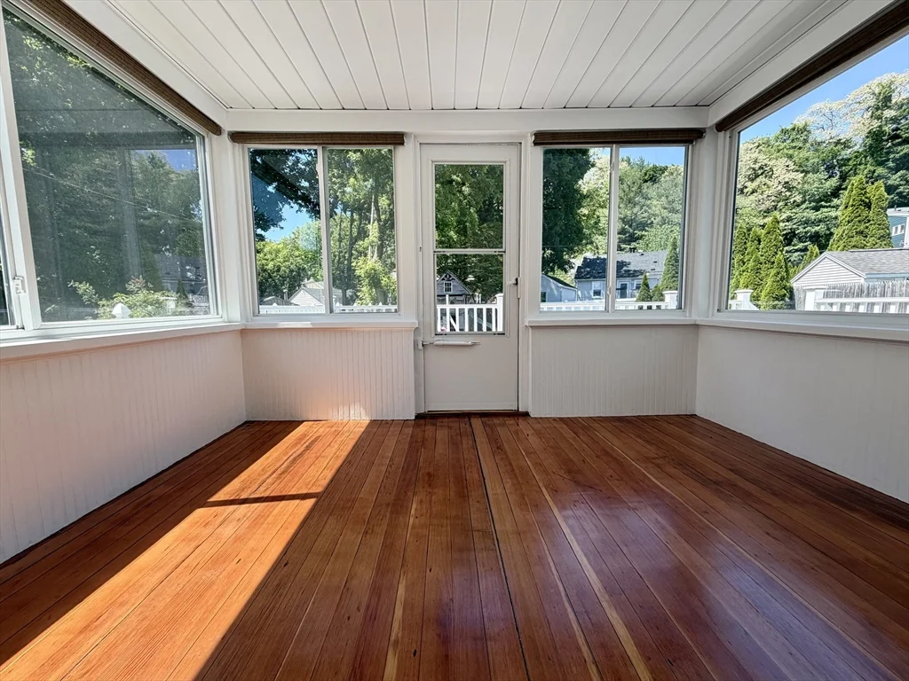 3 bed, 1 bath apartment for rent at 251 May St, Worcester — photo 5 of 26