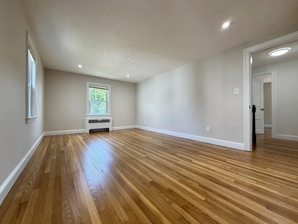 3 bed, 1 bath apartment for rent at 251 May St, Worcester — photo 13 of 26