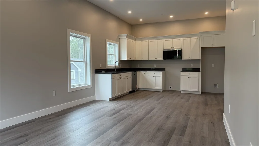 2 bed, 1 bath apartment for rent at 251 Sladen St Unit 000, Dracut — photo 16 of 30