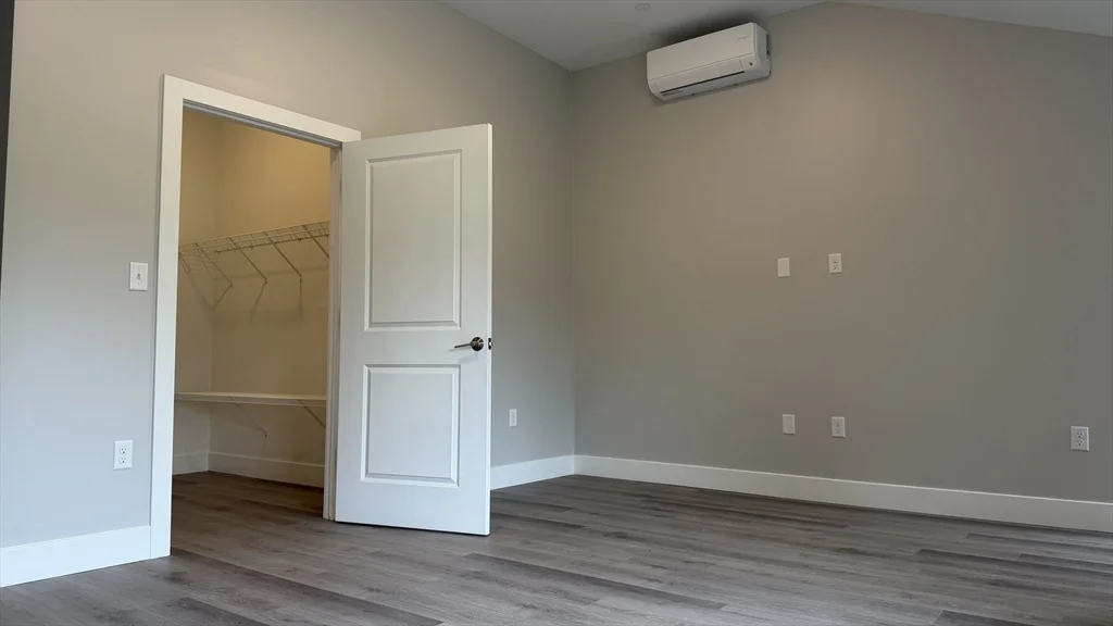 2 bed, 1 bath apartment for rent at 251 Sladen St Unit 000, Dracut — photo 6 of 30