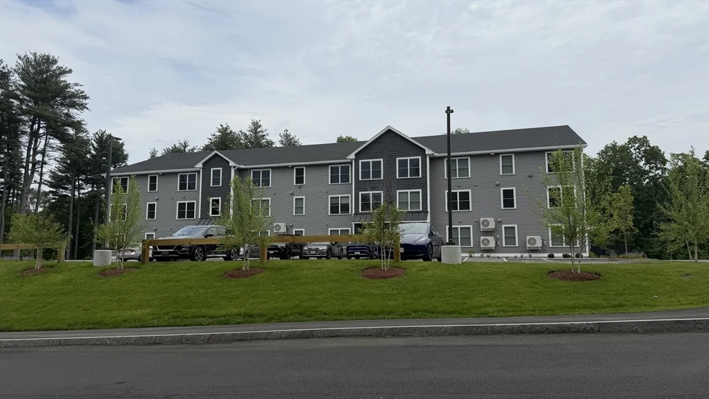 2 bed, 1 bath apartment for rent at 251 Sladen St Unit 000, Dracut — photo 27 of 30