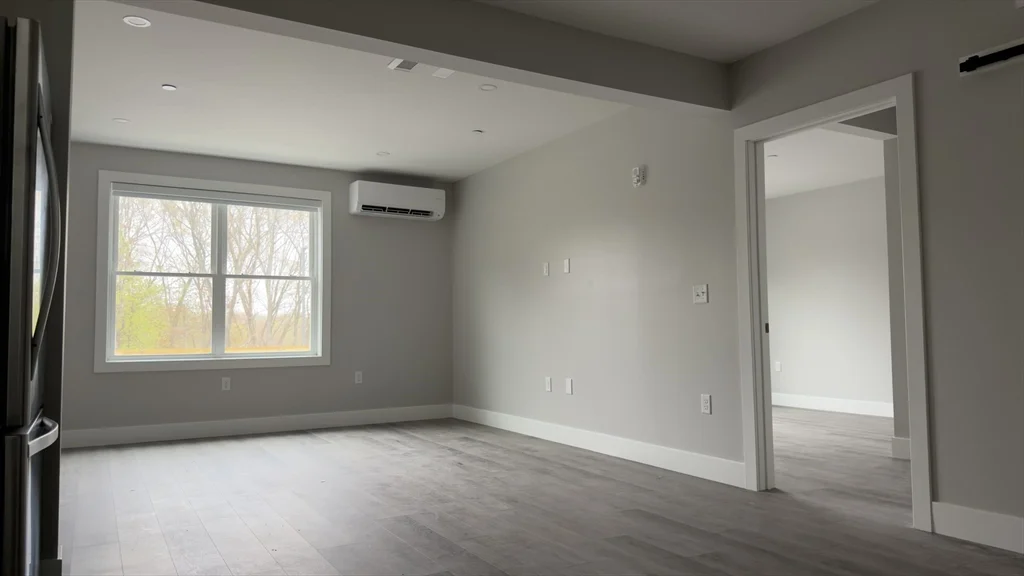 1 bed, 1 bath apartment for rent at 251 Sladen St Unit 105, Dracut — photo 4 of 22