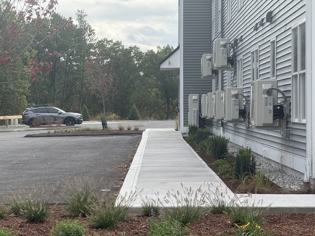 2 bed, 1 bath apartment for rent at 251 Sladen St Unit 107, Dracut — photo 34 of 37
