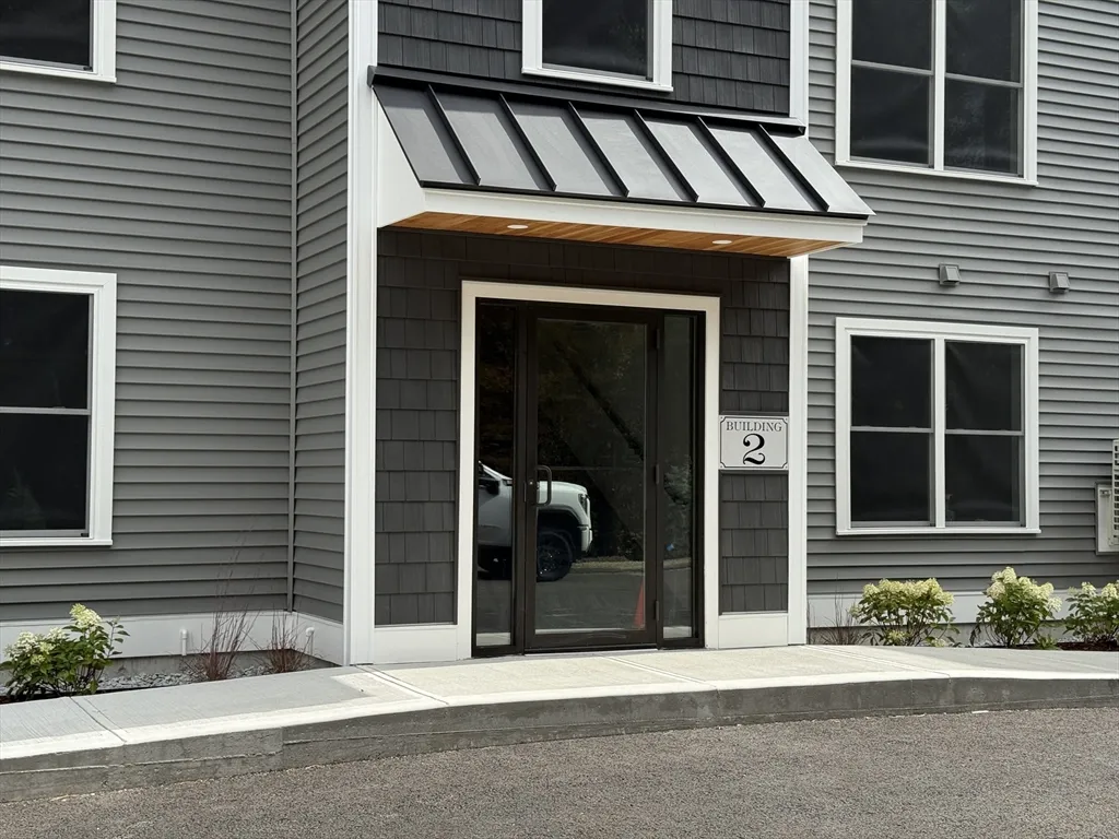 2 bed, 1 bath apartment for rent at 251 Sladen St Unit 107, Dracut — photo 32 of 37