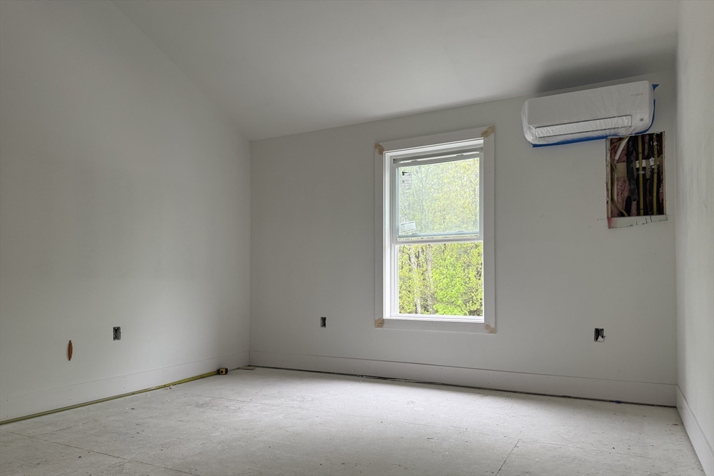 2 bed, 1 bath apartment for rent at 251 Sladen St Unit 107, Dracut — photo 13 of 37