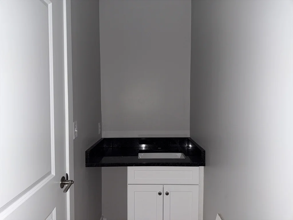2 bed, 1 bath apartment for rent at 251 Sladen St Unit 204, Dracut — photo 20 of 42