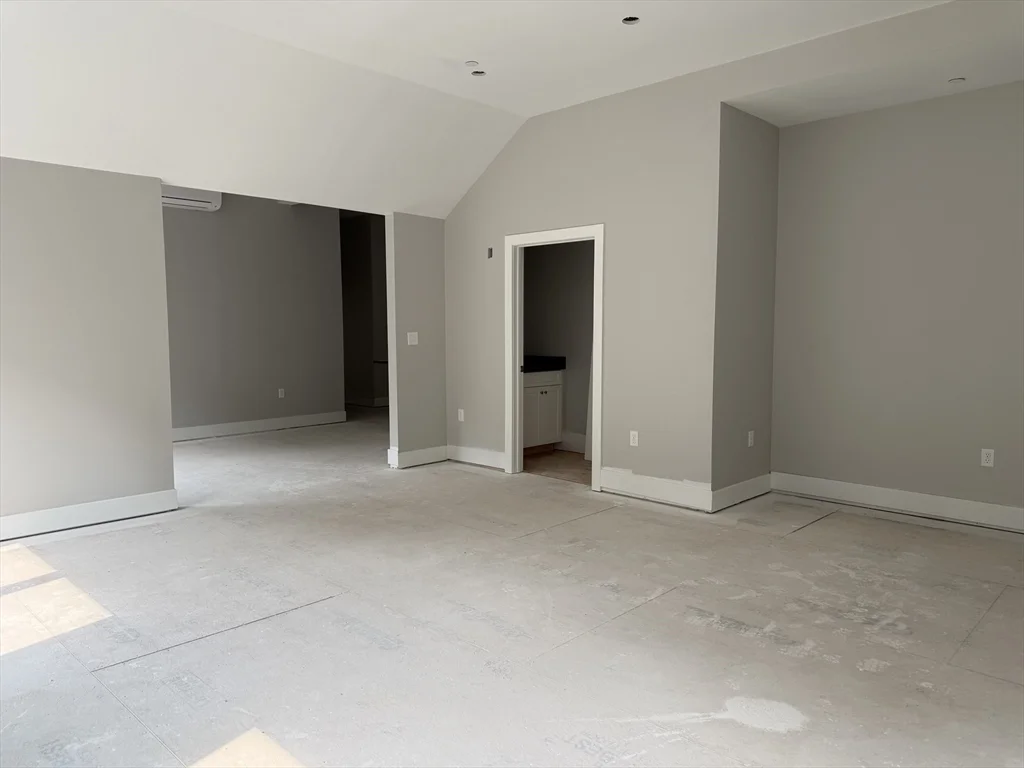 2 bed, 1 bath apartment for rent at 251 Sladen St Unit 204, Dracut — photo 17 of 42