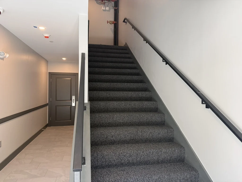 2 bed, 1 bath apartment for rent at 251 Sladen St Unit 204, Dracut — photo 32 of 42