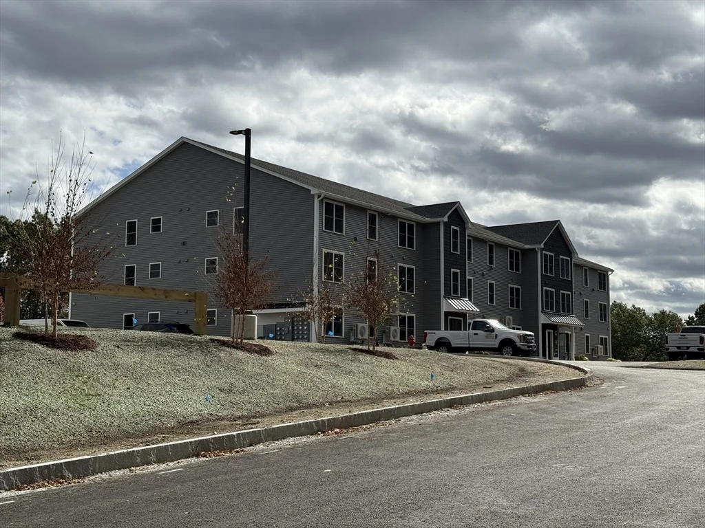 2 bed, 1 bath apartment for rent at 251 Sladen St Unit 207, Dracut — photo 31 of 35