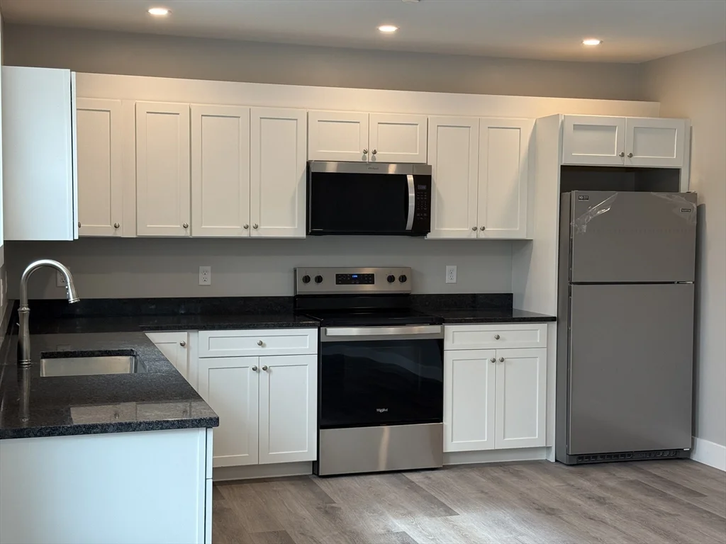2 bed, 1 bath apartment for rent at 251 Sladen St Unit 207, Dracut — photo 1 of 35