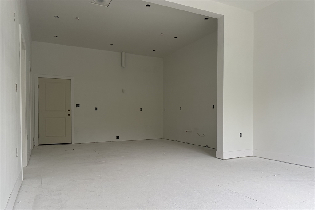1 bed, 1 bath apartment for rent at 251 Sladen St Unit 303, Dracut — photo 4 of 27