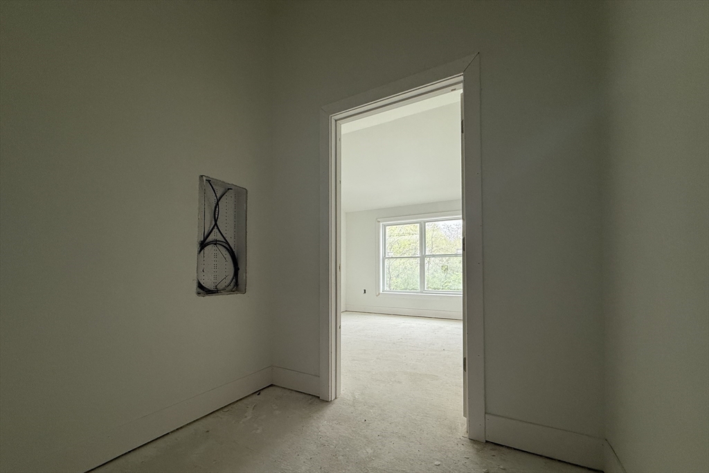1 bed, 1 bath apartment for rent at 251 Sladen St Unit 303, Dracut — photo 9 of 27