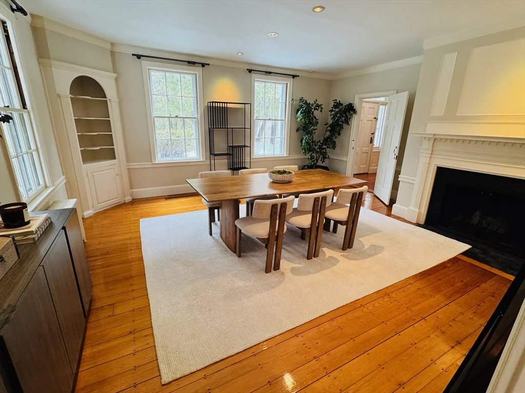 5 bed, 4+ bath apartment for rent at 251A Old Billerica Rd, Bedford — photo 9 of 35