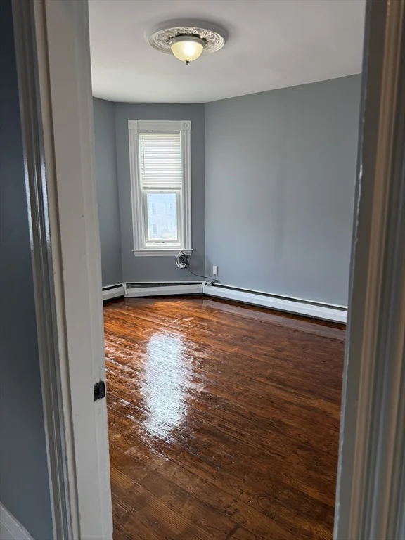 4 bed, 1 bath apartment for rent at 252 E Cottage Unit 3, Dorchester — photo 26 of 29