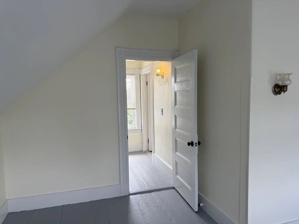 4 bed, 1 bath apartment for rent at 252 E Cottage Unit 3, Dorchester — photo 8 of 29