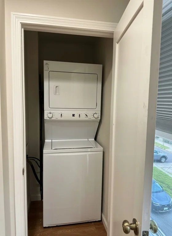 2 bed, 1 bath apartment for rent at 252 Eastern Ave Unit 3, Lynn — photo 15 of 21