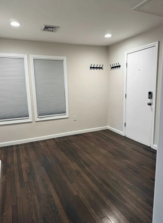 2 bed, 1 bath apartment for rent at 252 Eastern Ave Unit 3, Lynn — photo 18 of 21
