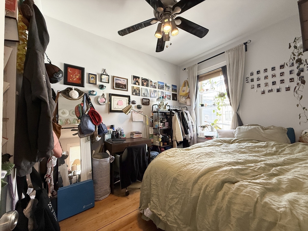 3 bed, 1 bath apartment for rent at 252 Elm St Unit 2, Wellington-Harrington — photo 9 of 11