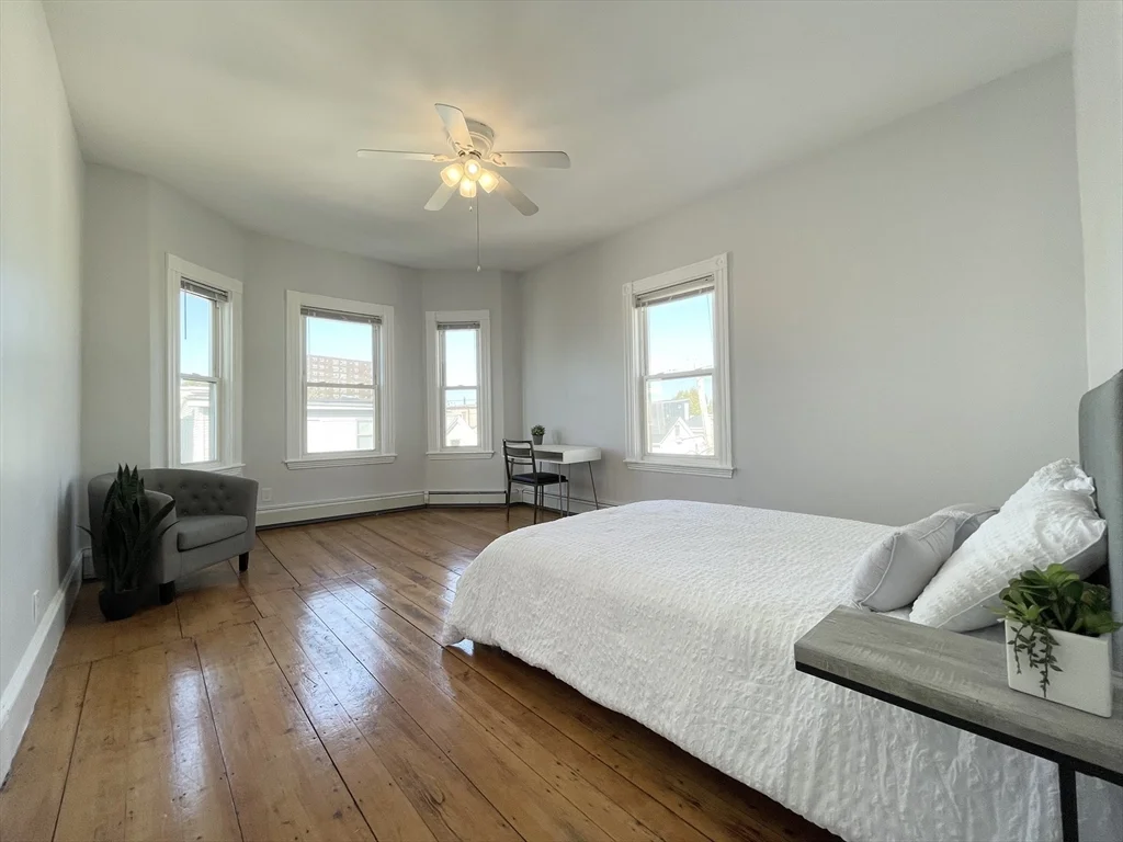 3 bed, 2 bath apartment for rent at 252 Elm St Unit 3, Cambridge — photo 9 of 16