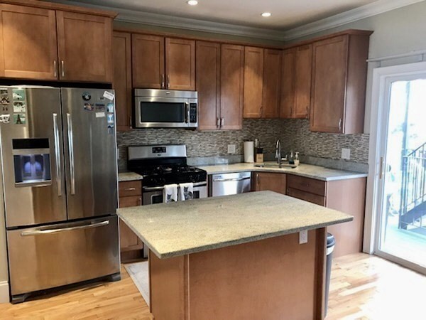 2 bed, 1 bath apartment for rent at 252 Gold St Unit 1, South Boston — photo 7 of 25