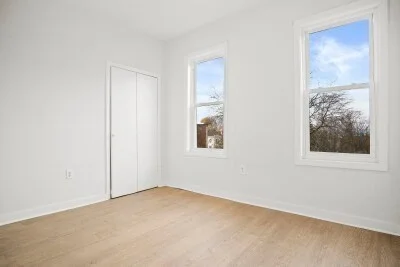3 bed, 1 bath apartment for rent at 252 Magnolia Unit 3L, Dorchester — photo 5 of 12