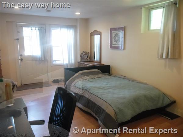 Studio bed, 1 bath apartment for rent at 252 Mason Ter, Coolidge Corner — photo 2 of 5