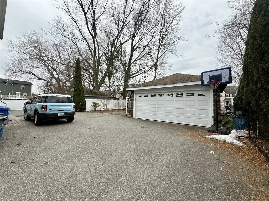 2 bed, 1 bath apartment for rent at 253 Brown St Unit 1, Waltham — photo 17 of 17