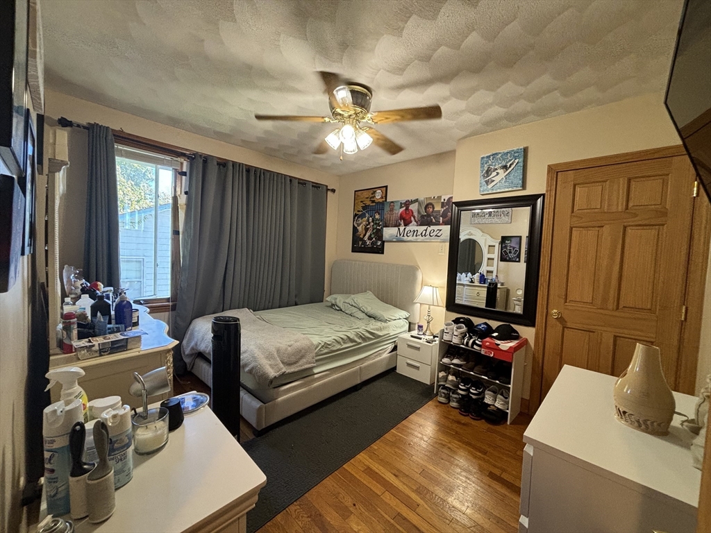 3 bed, 1 bath apartment for rent at 253 Fellsway W Unit 2, North Medford — photo 10 of 16