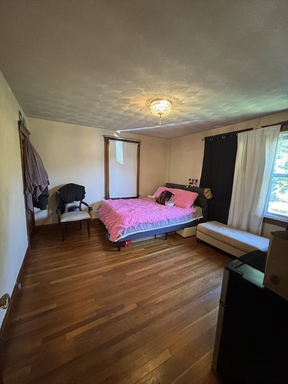 3 bed, 1 bath apartment for rent at 253 Fellsway W Unit 2, North Medford — photo 9 of 16