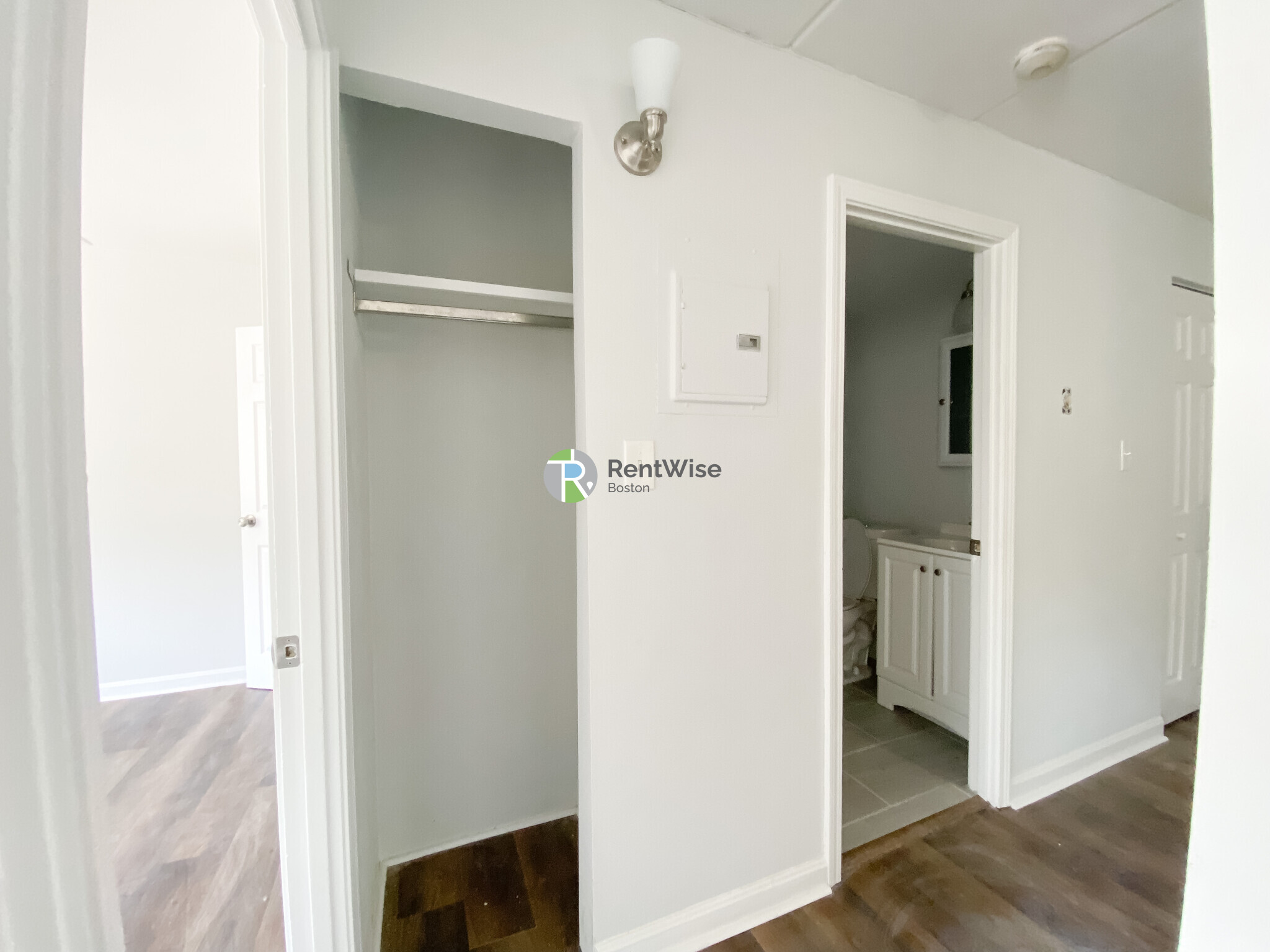 1 bed, 1 bath apartment for rent at 253 Hyde Park Ave Unit 33, Jamaica Plain — photo 8 of 20