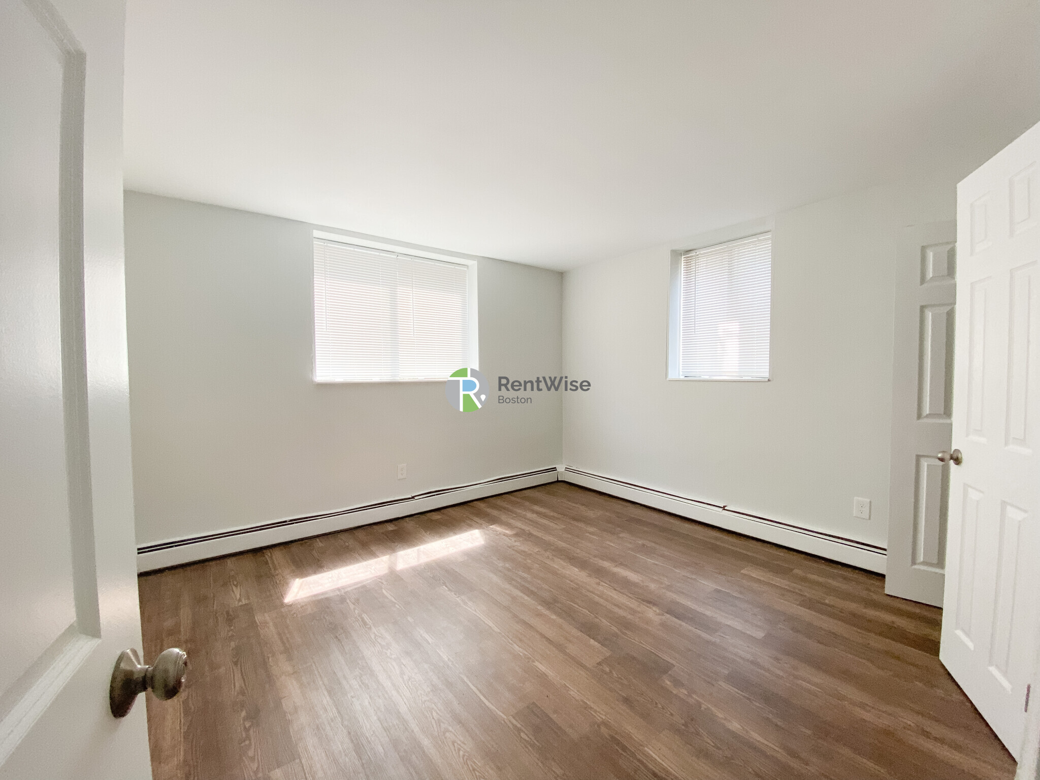 1 bed, 1 bath apartment for rent at 253 Hyde Park Ave Unit 33, Jamaica Plain — photo 10 of 20