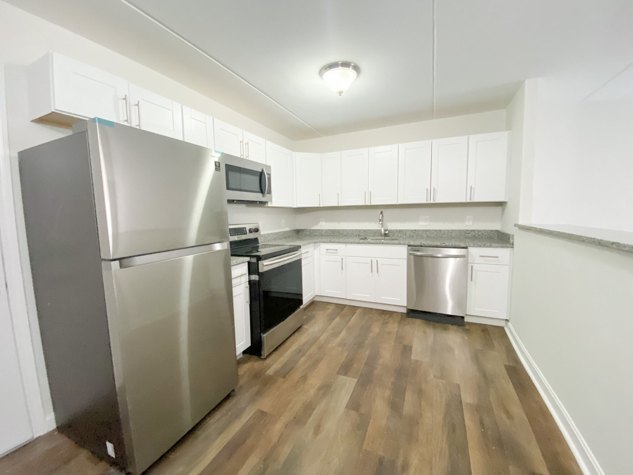 1 bed, 1 bath apartment for rent at 253 Hyde Park Ave Unit 33, Jamaica Plain — photo 12 of 20