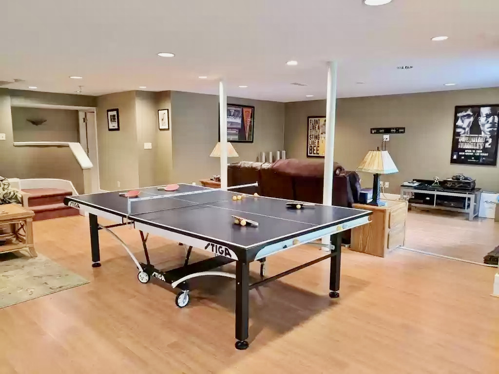 5 bed, 4+ bath apartment for rent at 253 Nahanton St, Newton Center — photo 8 of 16