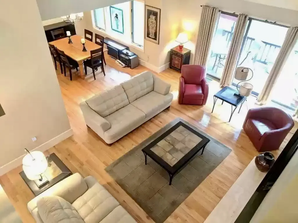 5 bed, 4.5 bath apartment for rent at 253 Nahanton St Unit 1, Oak Hill — photo 2 of 16