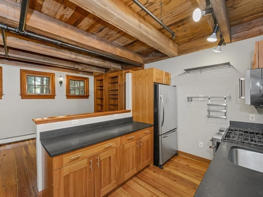 3 bed, 2 bath apartment for rent at 253 River St Unit 1, Cambridgeport — photo 4 of 21