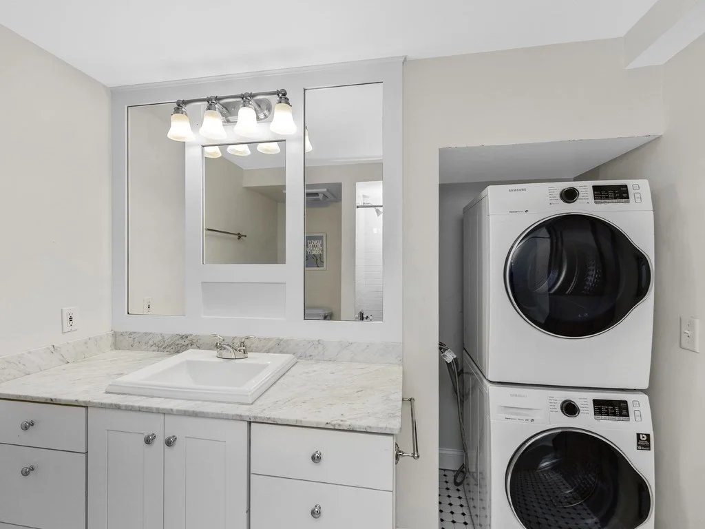 3 bed, 2 bath apartment for rent at 253 River St Unit 1, Cambridgeport — photo 8 of 21