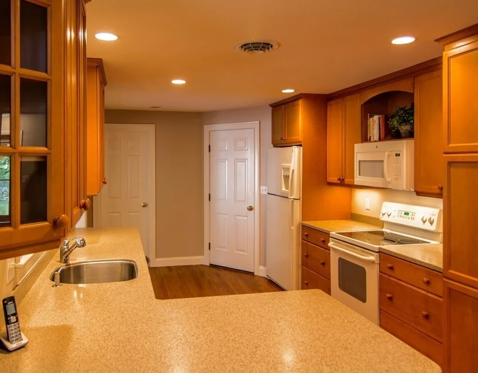 3 bed, 2 bath apartment for rent at 253 W Main St, Westborough — photo 10 of 30