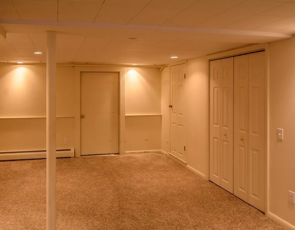 3 bed, 2 bath apartment for rent at 253 W Main St, Westborough — photo 24 of 30