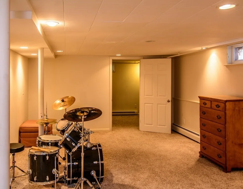 3 bed, 2 bath apartment for rent at 253 W Main St, Westborough — photo 25 of 30